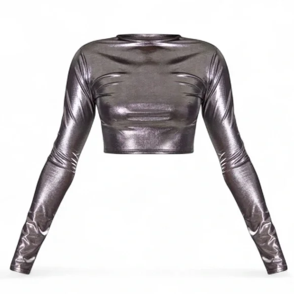 PrettyLittleThing Shimmering Silver Crop Top, size 0 - Picture 4 of 8